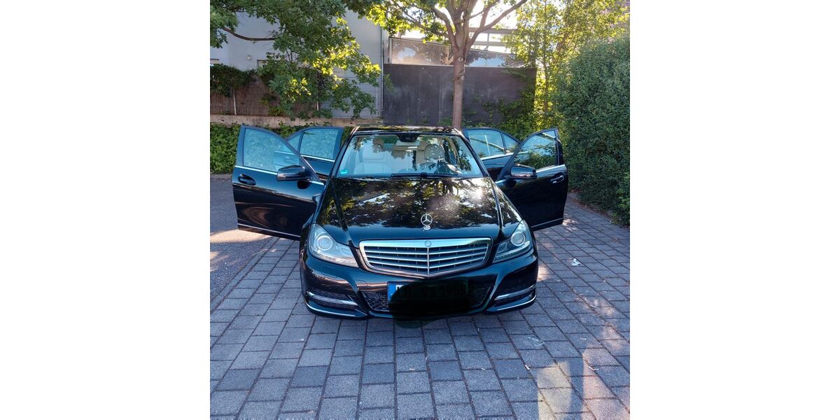 Mercedes-Benz C 200 295.000 km 8.800 &euro; Freudental 74392