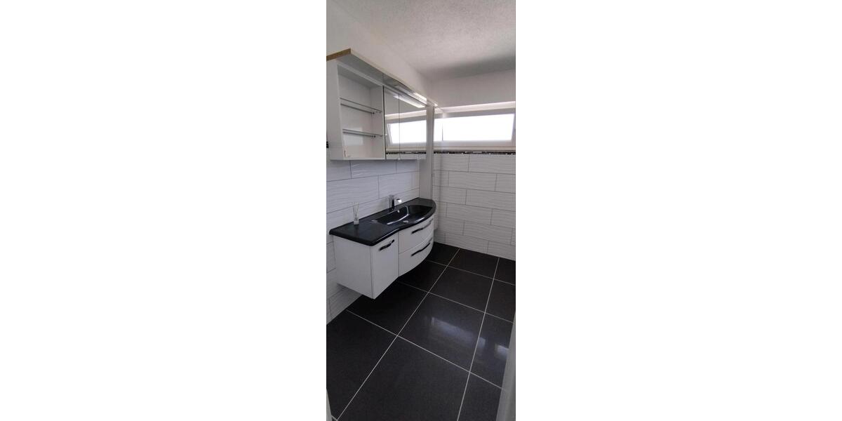 Etagenwohnung Backnang - 3.5 Zimmer, 85 m&sup2;, 298.000&euro; | Angebot:27023754