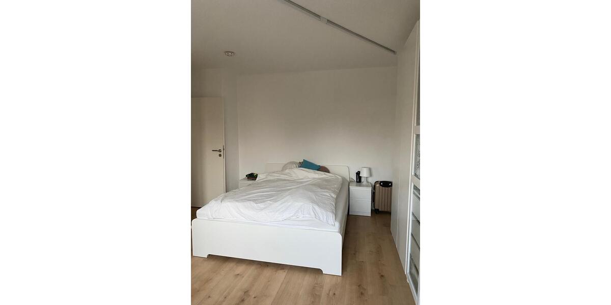 Etagenwohnung Kornwestheim - 2 Zimmer, 79 m&sup2;, 1.290&euro; | Angebot:25451984