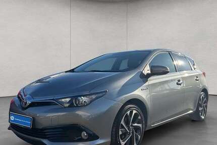 Toyota Auris 74.727 km 15.480 &euro; Esslingen am Neckar 73730