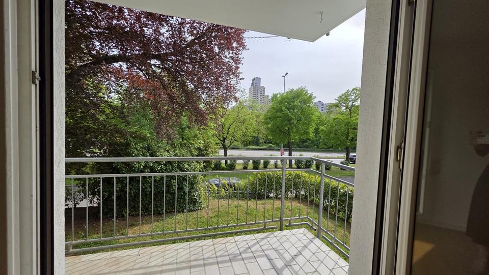 Hochparterre Ludwigsburg Hoheneck - 2.5 Zimmer, 70 m&sup2;, 298.000&euro; | Angebot:26987281