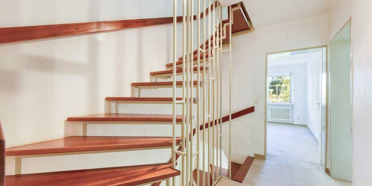 Reihenmittelhaus Stuttgart Rohracker - 5 Zimmer, 120 m&sup2;, 498.000&euro; | Angebot:25693431