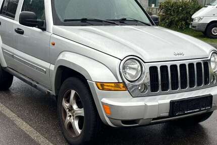 Jeep Cherokee 165.000 km 3.450 &euro; Waiblingen 71334