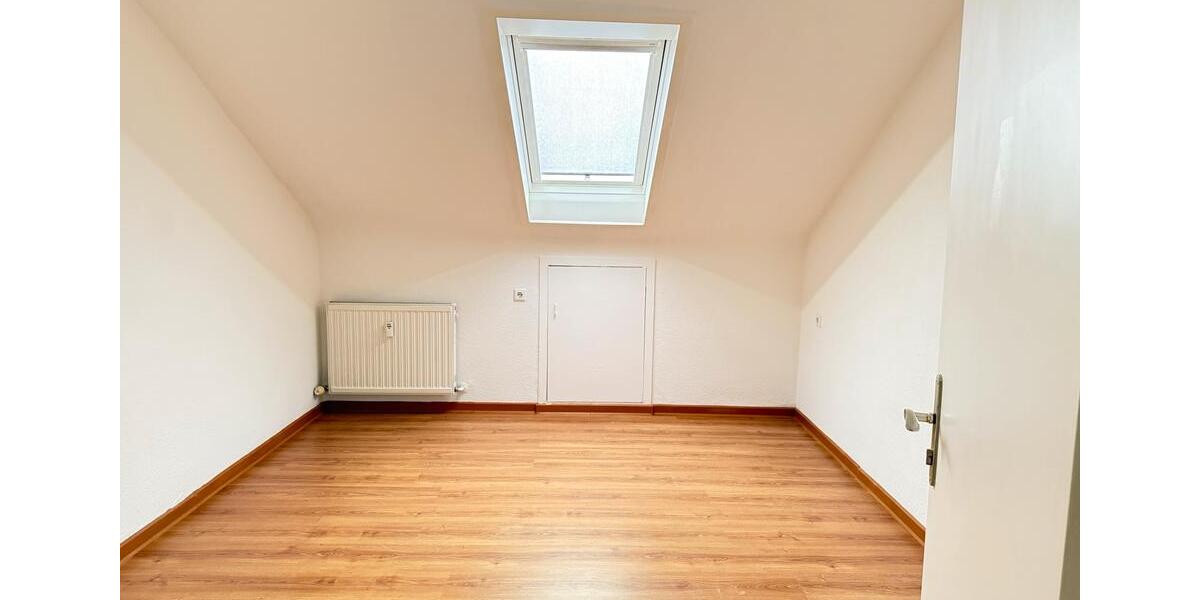Dachgeschoßwohnung Leutenbach - 2 Zimmer, 50 m&sup2;, 750&euro; | Angebot:27576408