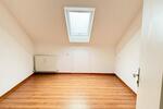 Dachgeschoßwohnung Leutenbach - 2 Zimmer, 50 m&sup2;, 750&euro; | Angebot:27576408