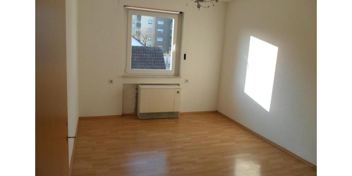 Etagenwohnung Walheim - 3 Zimmer, 63 m&sup2;, 850&euro; | Angebot:25407138