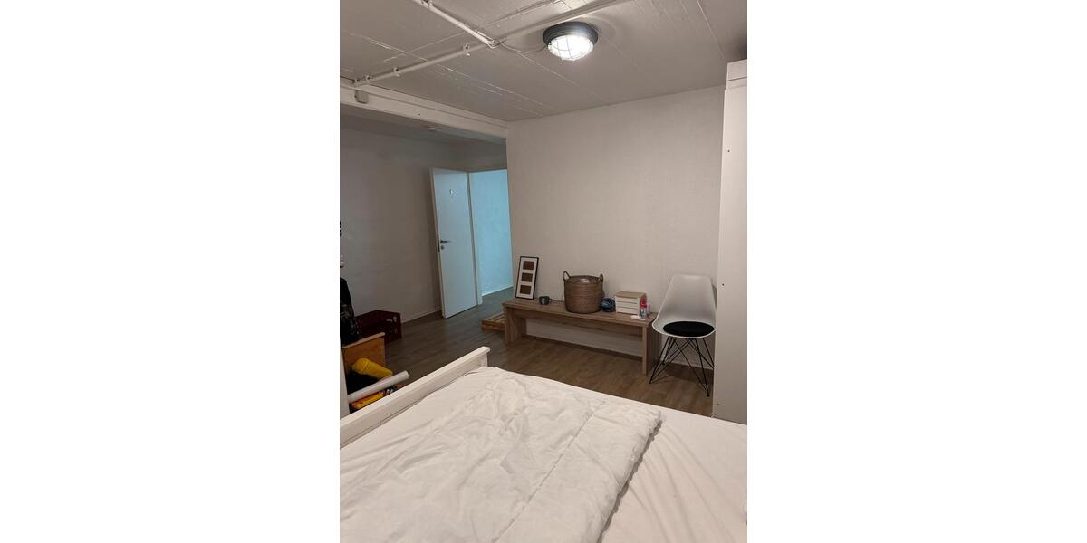 Dachgeschoßwohnung Stuttgart Stuttgart-Ost - 2 Zimmer, 45 m&sup2;, 950&euro; | Angebot:26101944