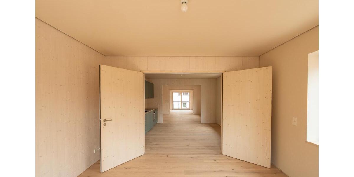 Etagenwohnung Pfaffenhofen - 3.5 Zimmer, 84 m&sup2;, 1.060&euro; | Angebot:25842265