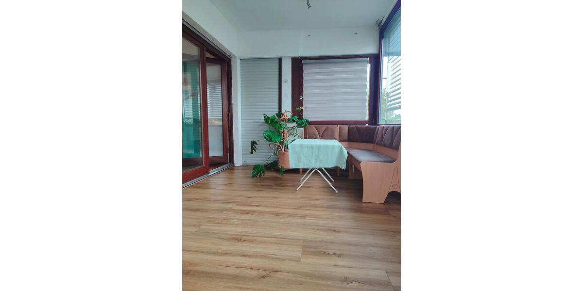 Hochparterre Remshalden - 6 Zimmer, 140 m&sup2;, 555.000&euro; | Angebot:24853875