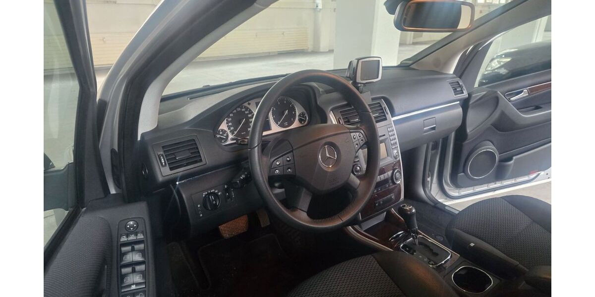 Mercedes-Benz B 170 99.000 km 7.450 &euro; Esslingen 73728