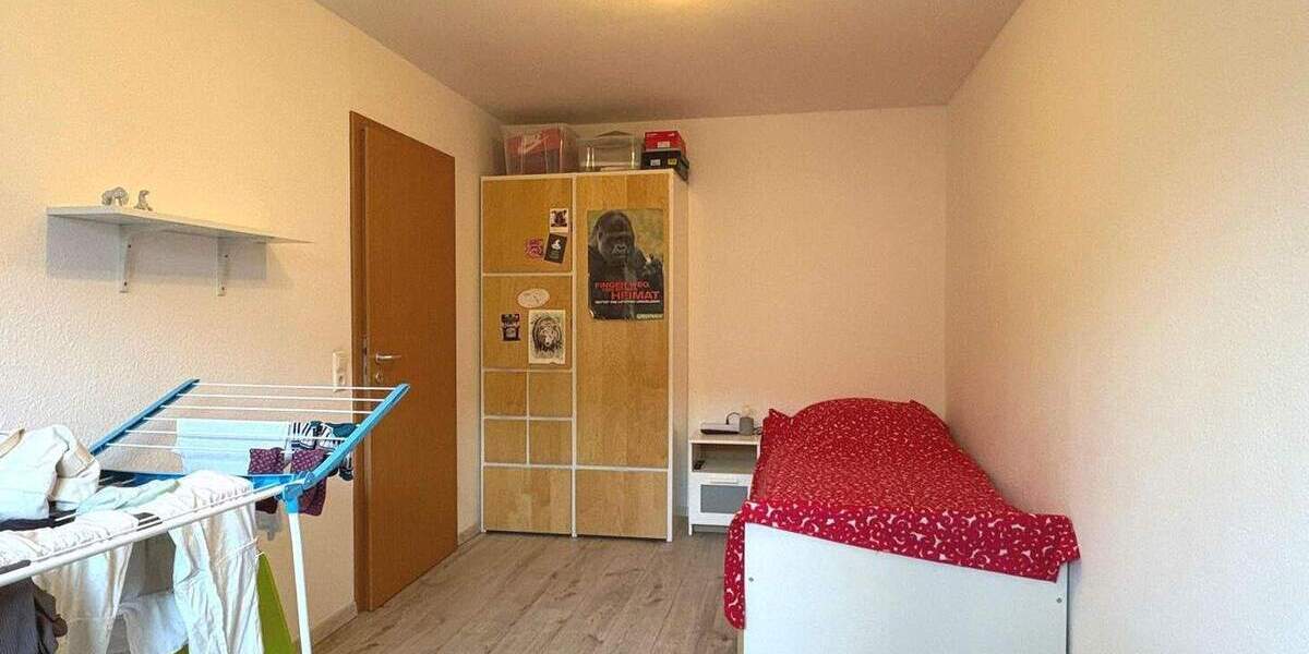 Reihenmittelhaus Stuttgart Vaihingen - 6 Zimmer, 150 m&sup2;, 729.000&euro; | Angebot:25781237