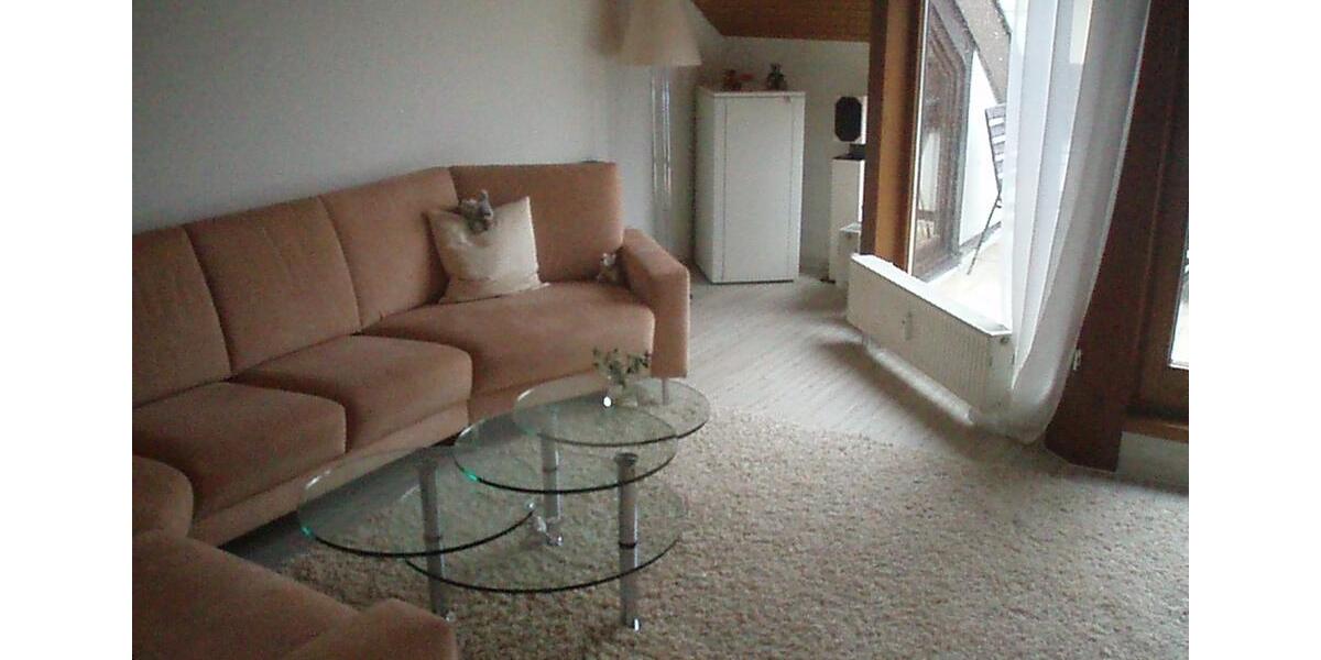 Dachgeschoßwohnung Leonberg - 3 Zimmer, 57 m&sup2;, 750&euro; | Angebot:25964405