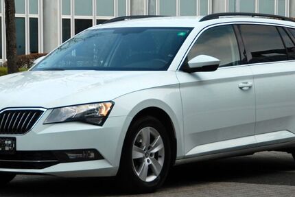 Skoda Superb 132.000 km 14.990 &euro; Stuttgart 70567