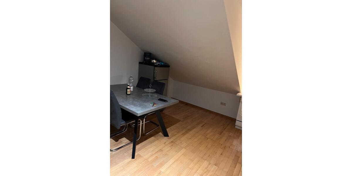 Dachgeschoßwohnung Waiblingen Bittenfeld - 2 Zimmer, 75 m&sup2;, 950&euro; | Angebot:27597287