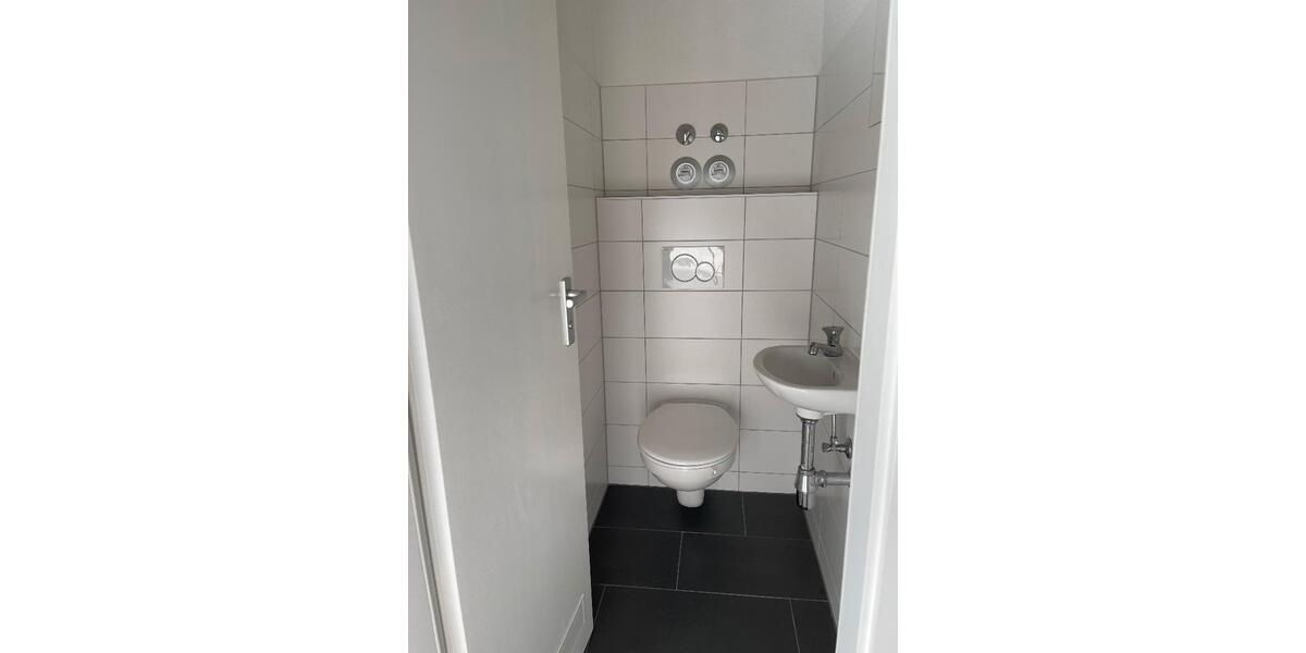 Etagenwohnung Esslingen am Neckar Oberesslingen - 3 Zimmer, 66 m&sup2;, 718&euro; | Angebot:26383053