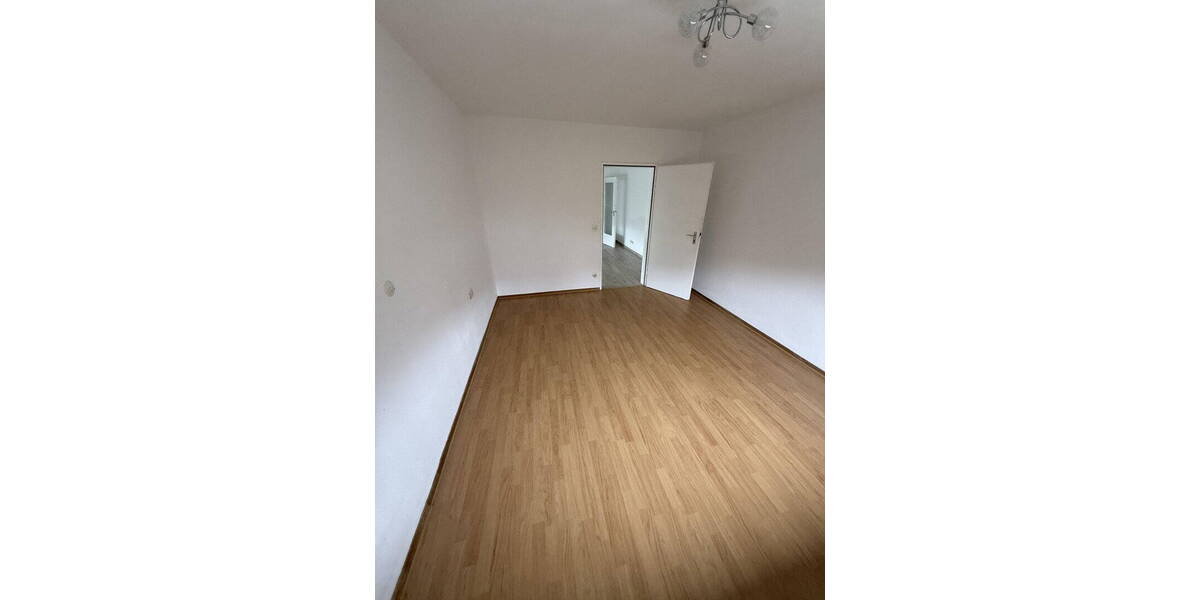 Etagenwohnung Friolzheim - 3 Zimmer, 67 m&sup2;, 238.000&euro; | Angebot:25957518