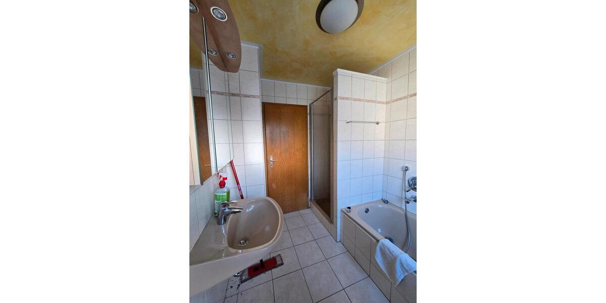 Etagenwohnung Leingarten - 3.5 Zimmer, 76 m&sup2;, 285.000&euro; | Angebot:25905748