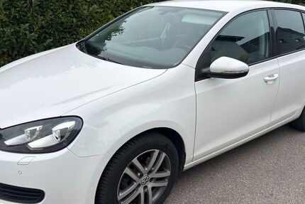 VW Golf 180.642 km 3.899 &euro; Löchgau 74369