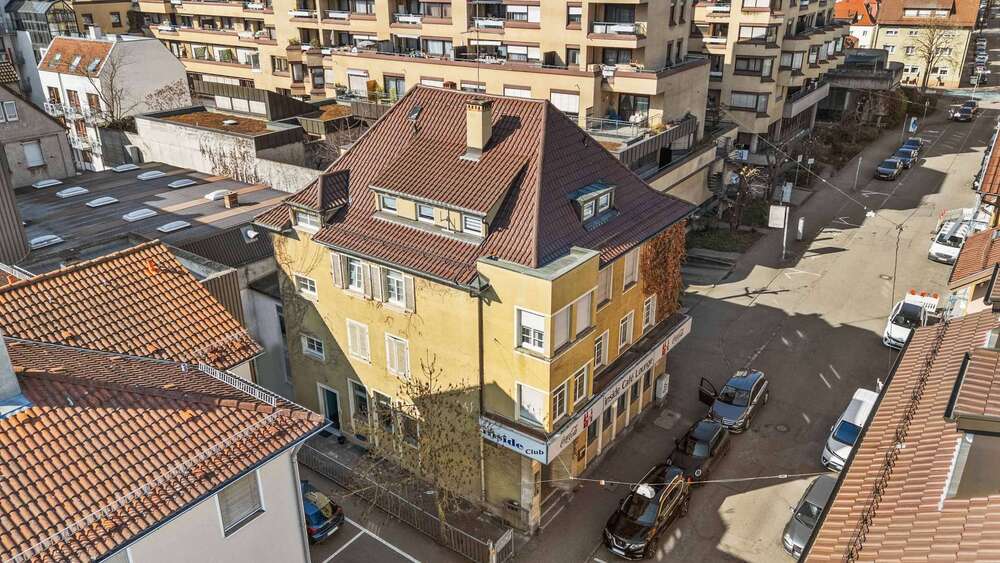 Einfamilienhaus Stuttgart Feuerbach - 20 Zimmer, 532 m&sup2;, 1.950.000&euro; | Angebot:25382400