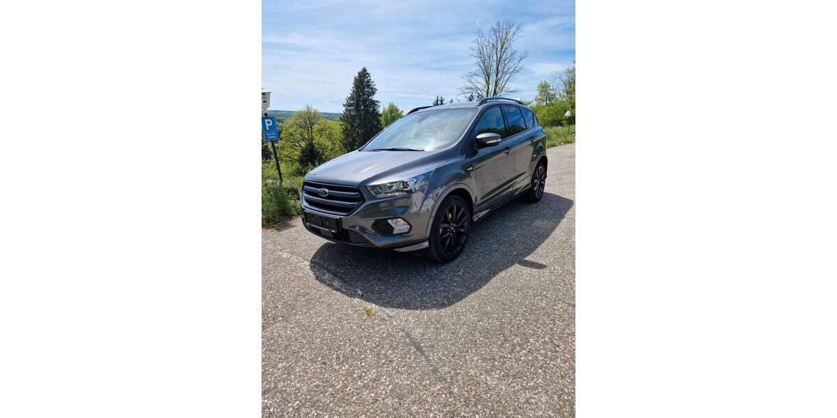 Ford Kuga 74.000 km 15.650 &euro; Böblingen 71032