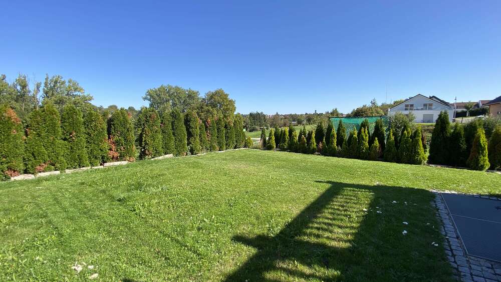 Einfamilienhaus Mühlacker - 8 Zimmer, 330 m&sup2;, 995.000&euro; | Angebot:22765195