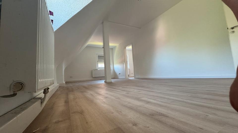 Dachgeschoßwohnung Möglingen - 4 Zimmer, 71 m&sup2;, 1.330&euro; | Angebot:27543973