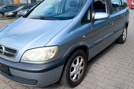 Opel Zafira 217.000 km 1.899 &euro; Fellbach bei Stuttgart 70736
