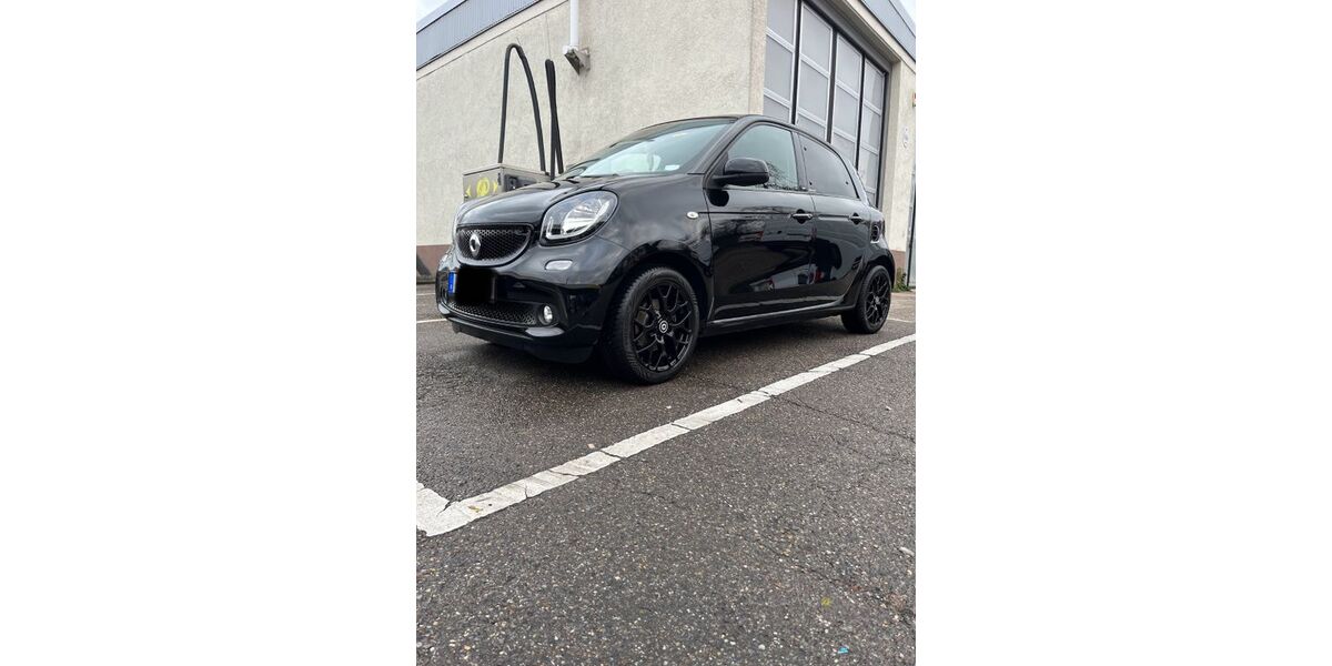Smart ForFour 76.600 km 12.999 &euro; Stuttgart 70188