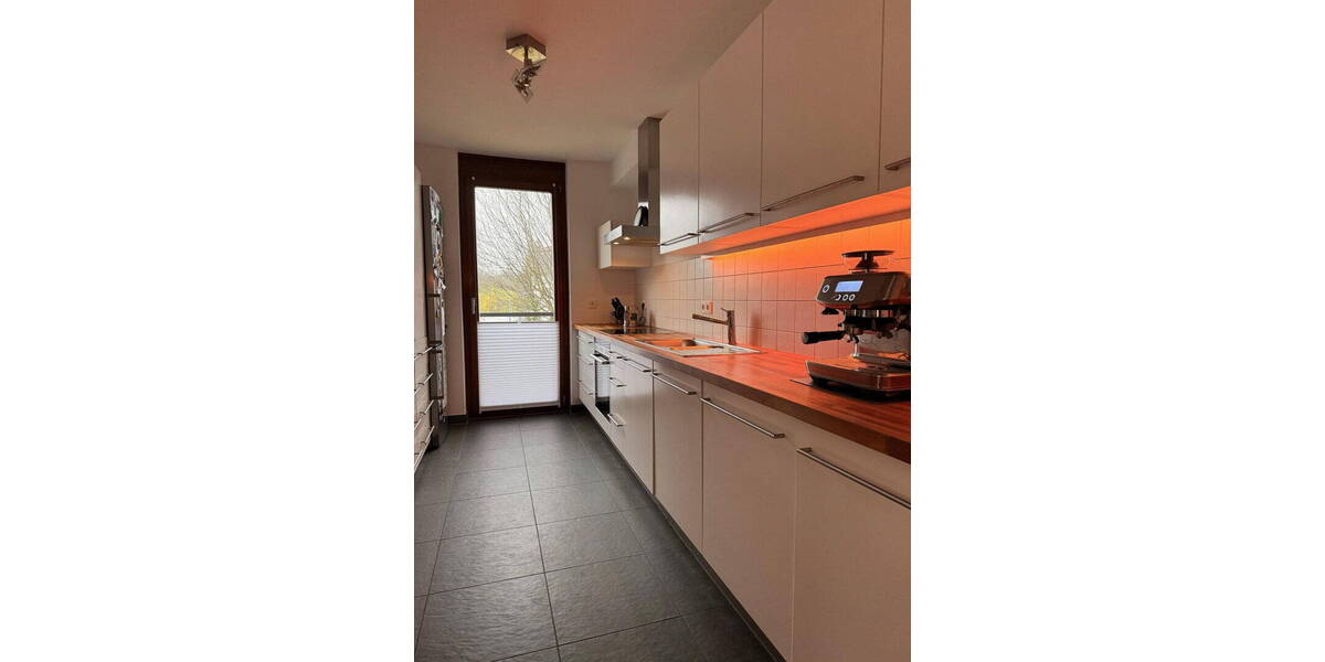 Etagenwohnung Stuttgart Ost - 3 Zimmer, 84 m&sup2;, 1.597&euro; | Angebot:26015856