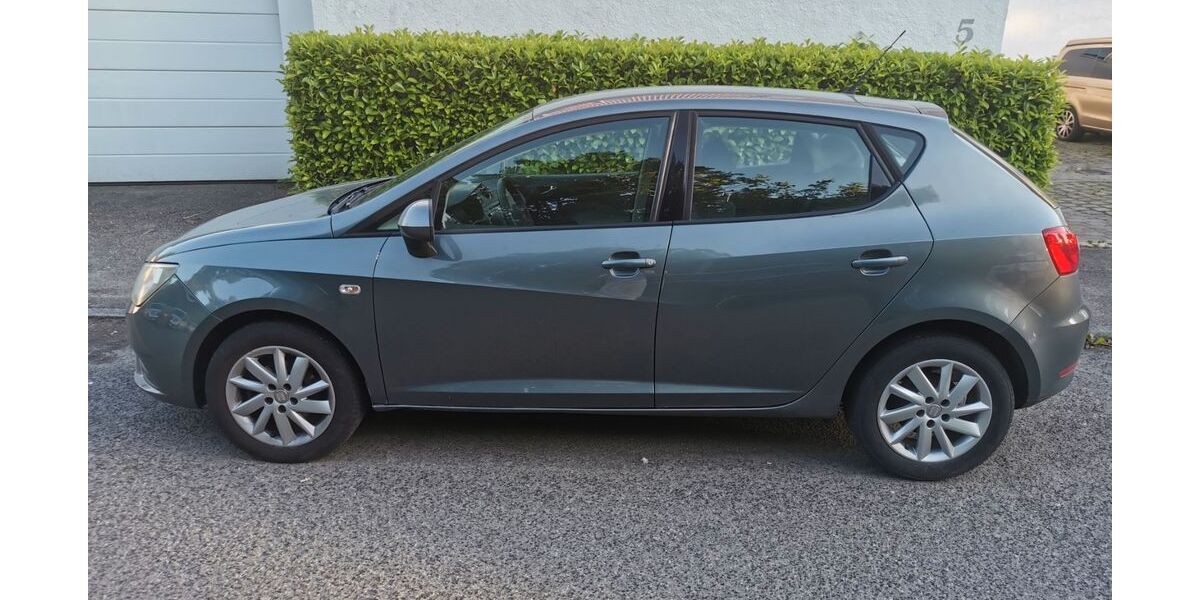 Seat Ibiza 157.400 km 3.300 &euro; Stuttgart 70599