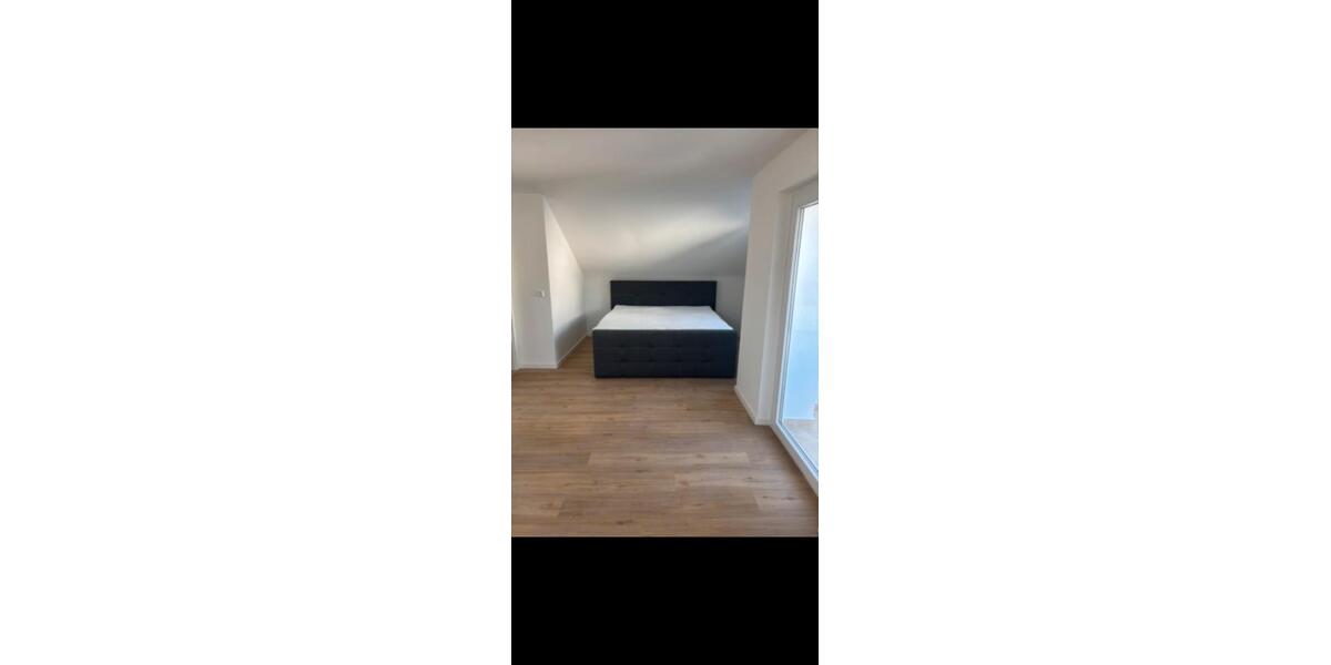 Dachgeschoßwohnung Leinfelden-Echterdingen Echterdingen - 1 Zimmer, 50 m&sup2;, 690&euro; | Angebot:27543036