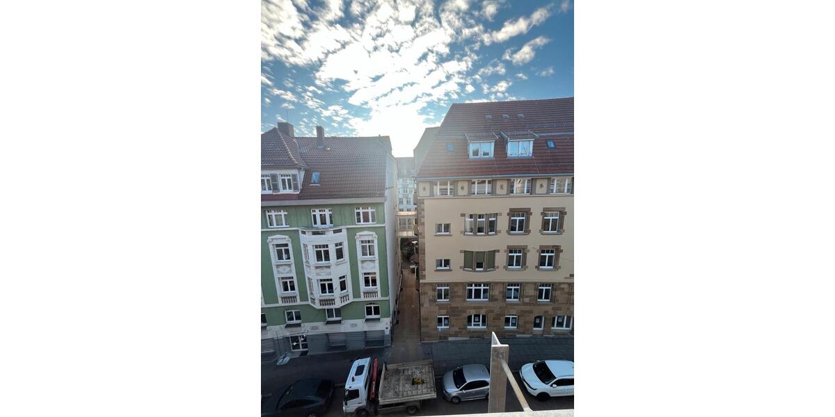 Dachgeschoßwohnung Stuttgart Stuttgart-Süd - 3 Zimmer, 60 m&sup2;, 1.300&euro; | Angebot:27539433