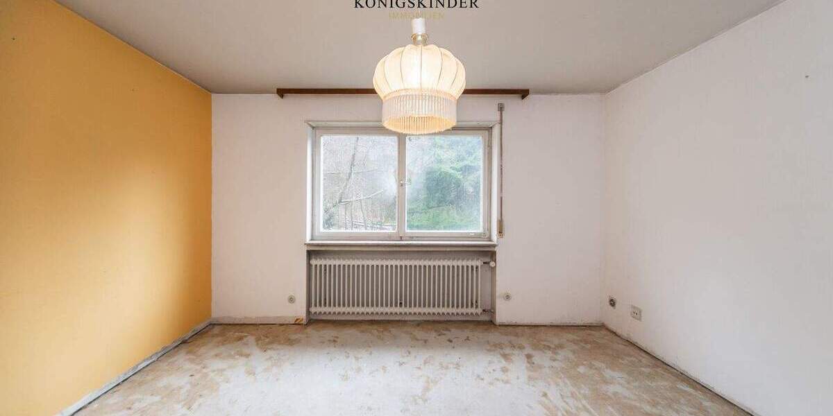 Mehrfamilienhaus, Wohnhaus Stuttgart Vaihingen Dürrlewang - 6 Zimmer, 149 m&sup2;, 650.000&euro; | Angebot:25680007