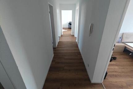 Wohnung Heilbronn Böckingen - 3 Zimmer, 83 m&sup2;, 1.200&euro; | Angebot:27568193