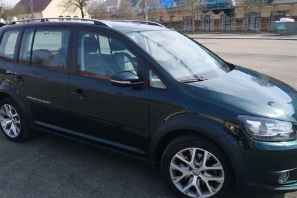 VW Touran 121.000 km 12.950 &euro; Stuttgart 70376