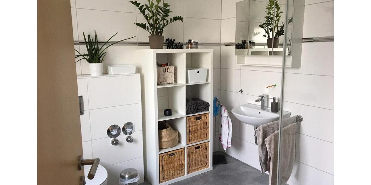 Erdgeschoßwohnung Gemmrigheim - 6 Zimmer, 150 m&sup2;, 1.990&euro; | Angebot:27570550