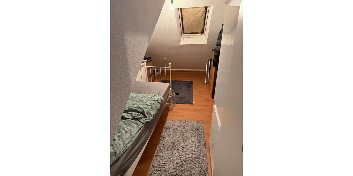 Etagenwohnung Leonberg - 3 Zimmer, 75 m&sup2;, 1.500&euro; | Angebot:25908752