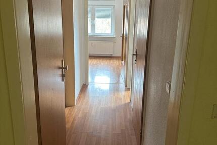 Wohnung Sachsenheim - 2 Zimmer, 45 m&sup2;, 500&euro; | Angebot:26226410