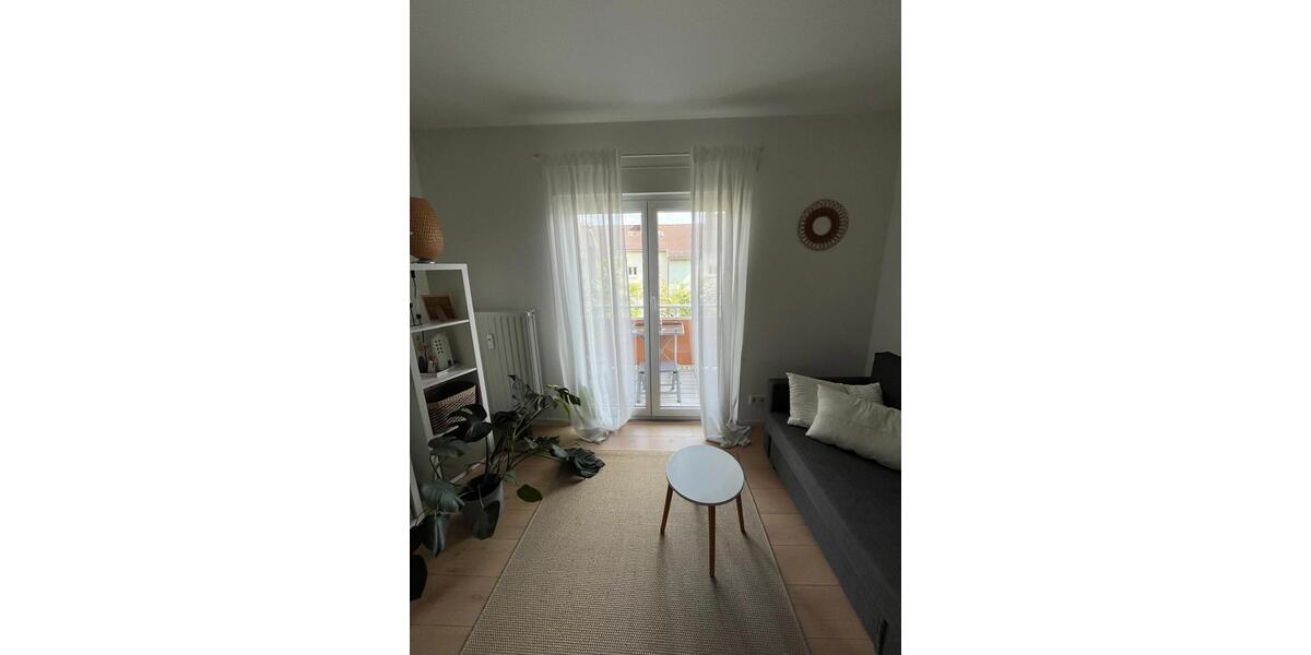 Etagenwohnung Stuttgart Degerloch - 2.5 Zimmer, 42 m&sup2;, 240.000&euro; | Angebot:27580943
