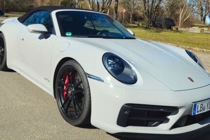 Porsche 992 13.000 km 170.000 &euro; Sindelfingen 71069