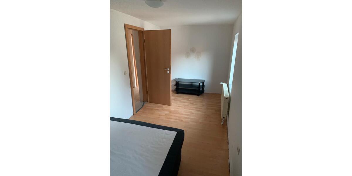Etagenwohnung Pleidelsheim - 6 Zimmer, 110 m&sup2;, 1.450&euro; | Angebot:26432824