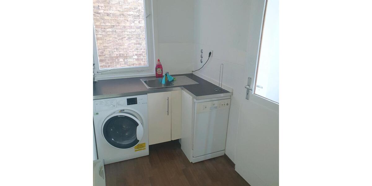 Etagenwohnung Stuttgart Stuttgart-Ost - 2 Zimmer, 80 m&sup2;, 1.200&euro; | Angebot:25860173