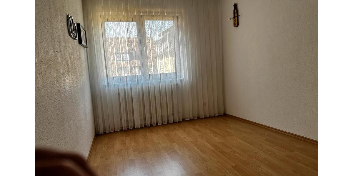 Etagenwohnung Remseck am Neckar - 3 Zimmer, 67 m&sup2;, 289.000&euro; | Angebot:25395725