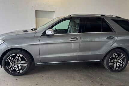 Mercedes-Benz GLE 350 227.000 km 20.990 &euro; Fellbach bei Stuttgart 70736