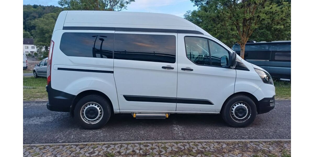 Ford Transit Custom 200.000 km 15.900 &euro; Esslingen am Neckar 73733