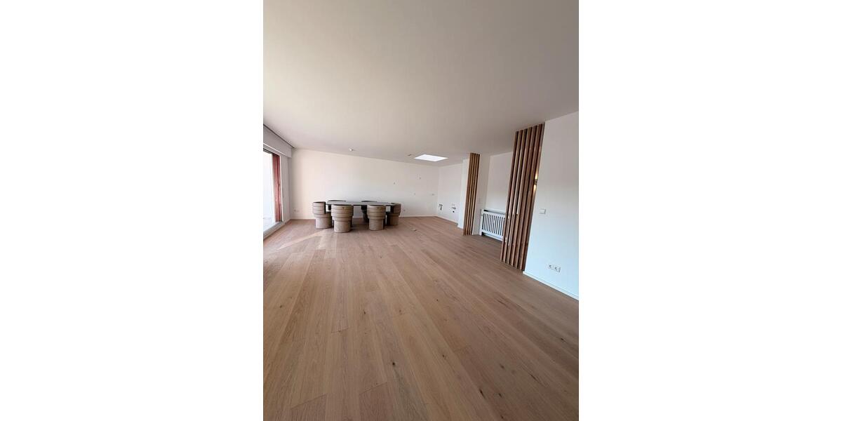 Dachgeschoßwohnung Kornwestheim - 4 Zimmer, 108 m&sup2;, 560.000&euro; | Angebot:25888003