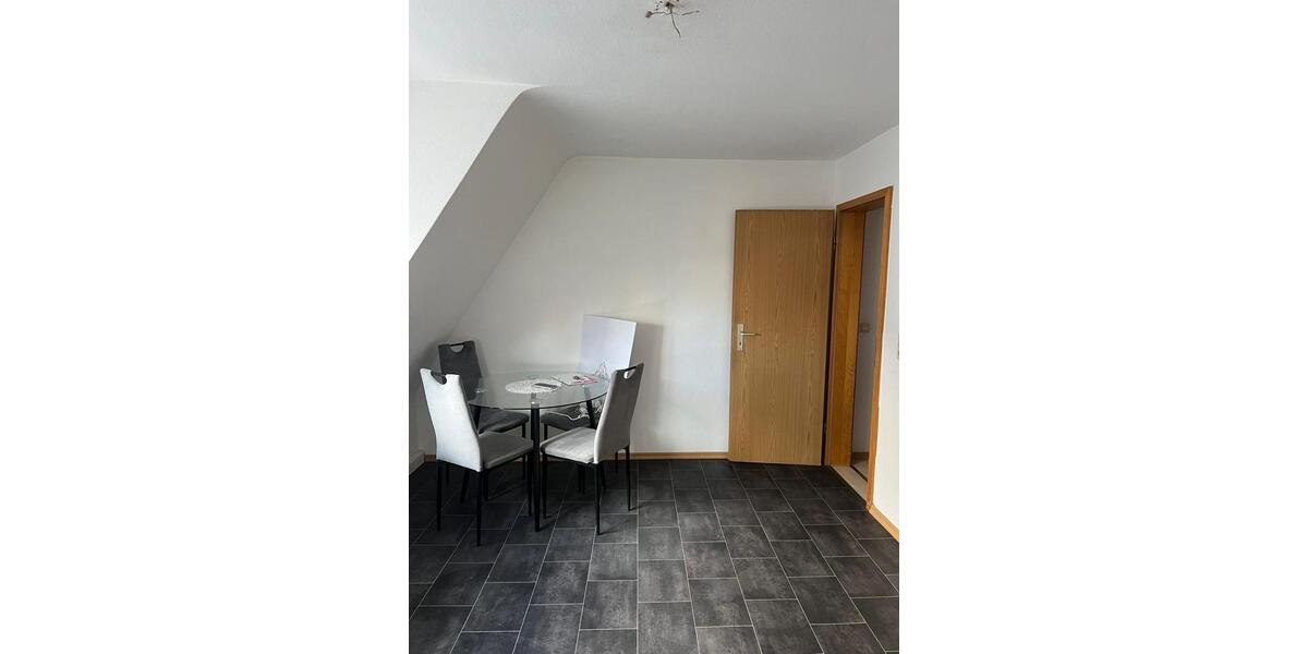 Dachgeschoßwohnung Heilbronn - 1.5 Zimmer, 45 m&sup2;, 690&euro; | Angebot:25987980