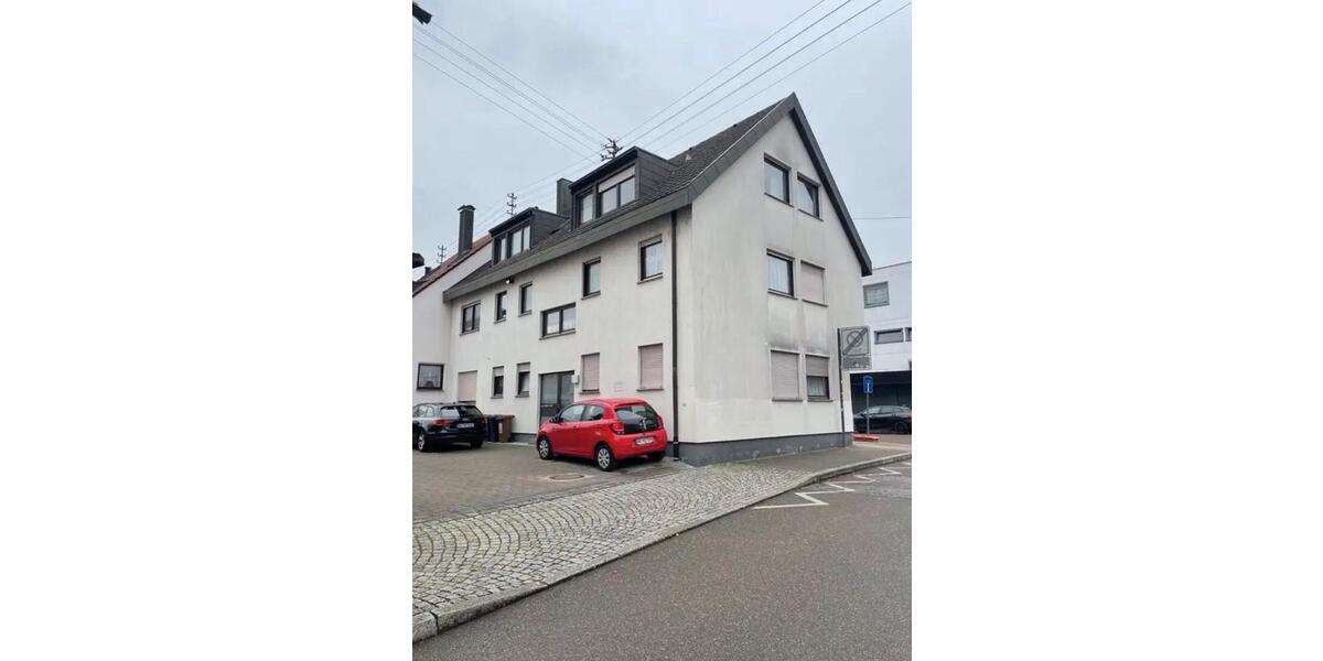 Dachgeschoßwohnung Winnenden - 3 Zimmer, 81 m&sup2;, 900&euro; | Angebot:26168639