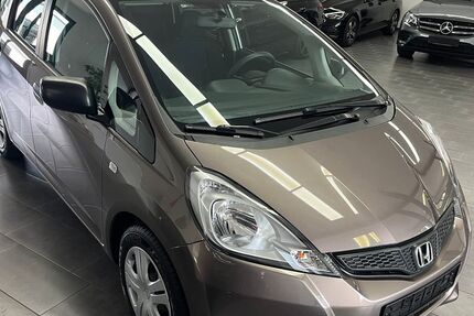 Honda Jazz 39.391 km 8.499 &euro; Bietigheim-Bissingen 74321