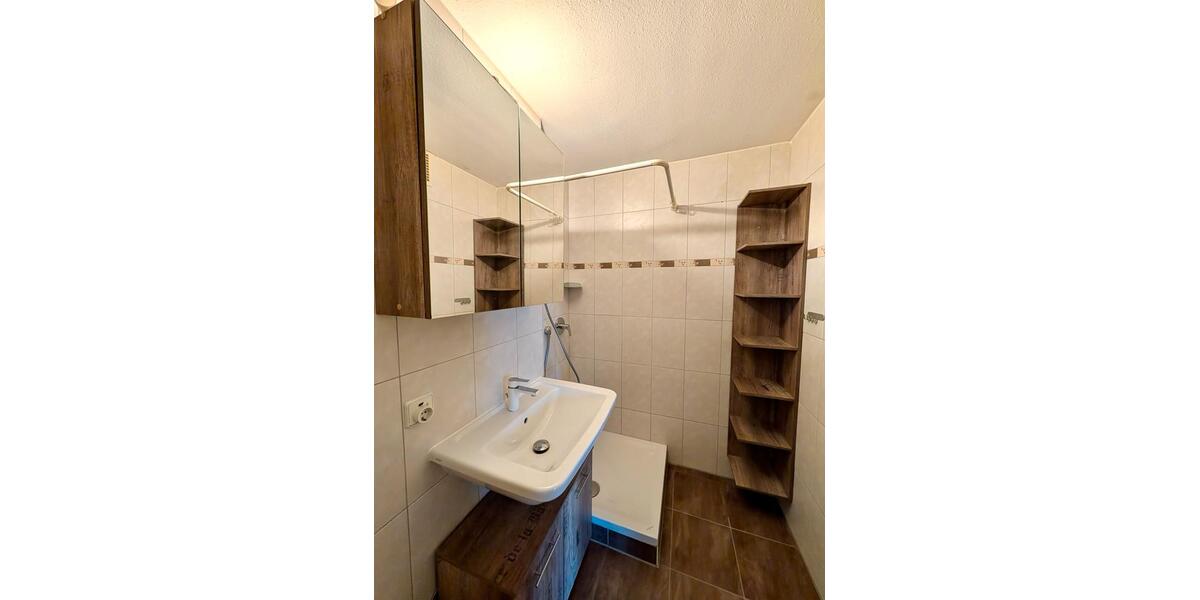 Etagenwohnung Ludwigsburg - 2 Zimmer, 73 m&sup2;, 265.000&euro; | Angebot:27550892